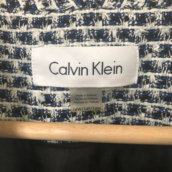 Calvin Klein light coat - Picture 3 of 7